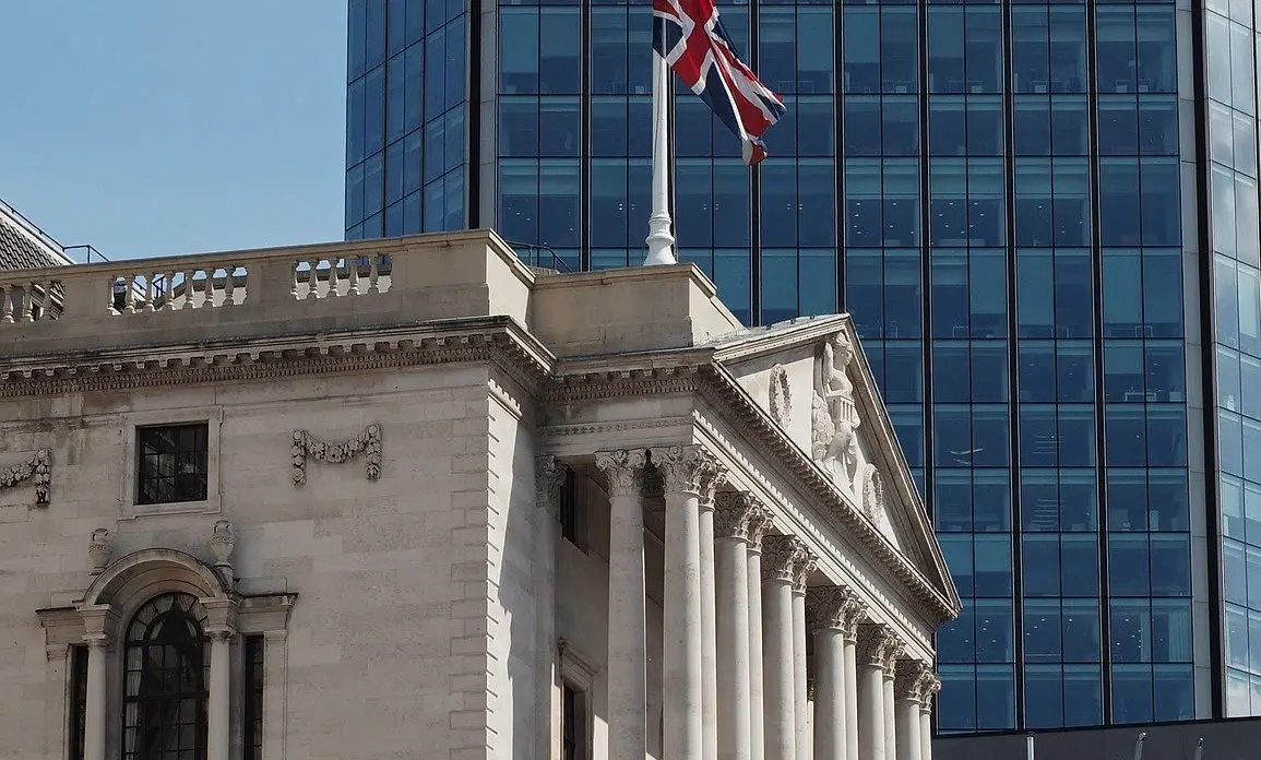 BoE holds interest rates at 4.5%