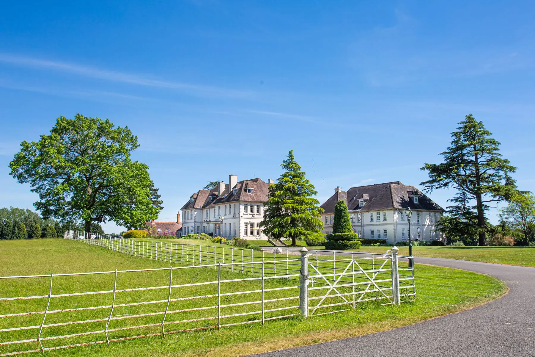 Brockencote Hall begins major development of three-bedroom lodge