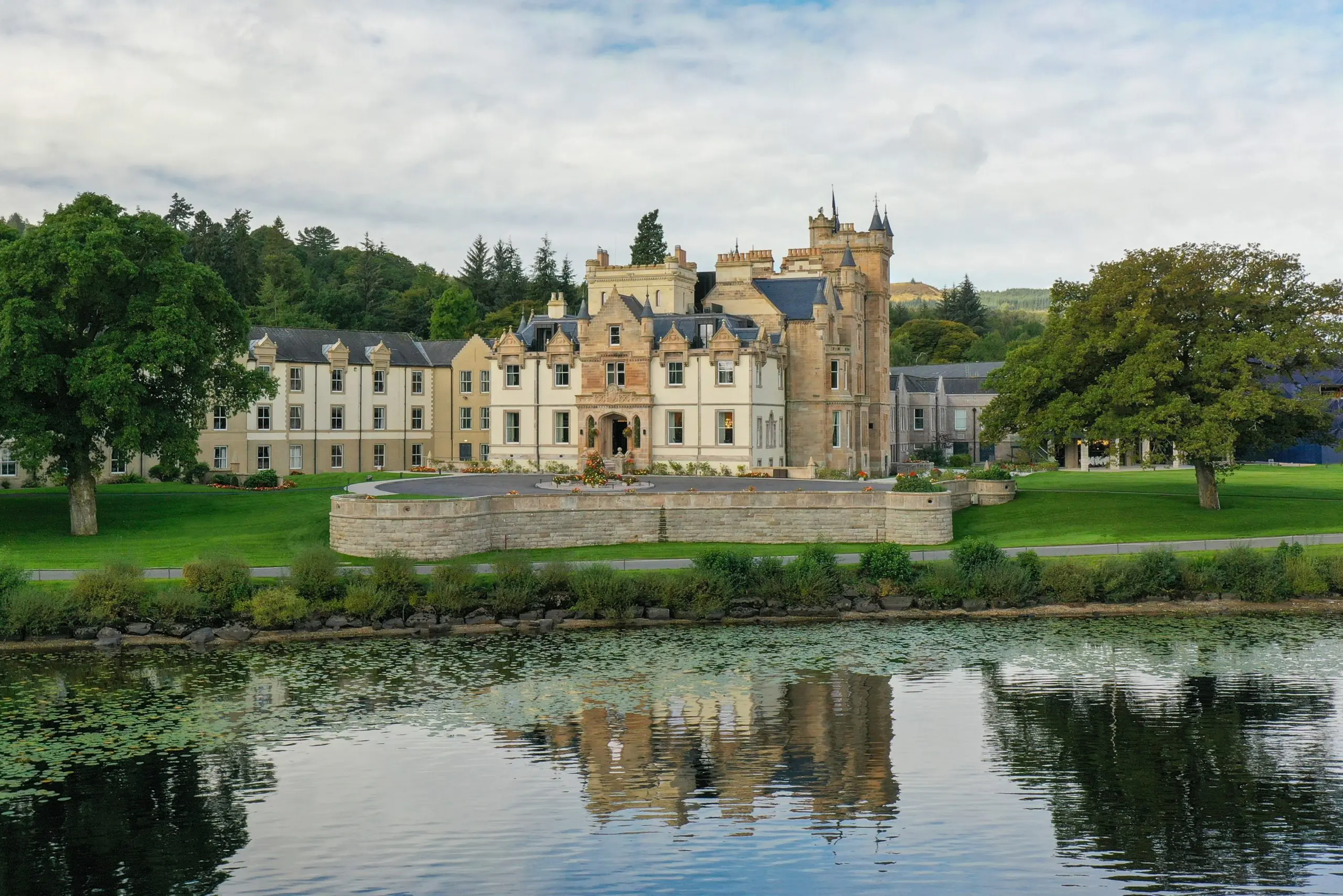 Cameron House losses narrow following reopening