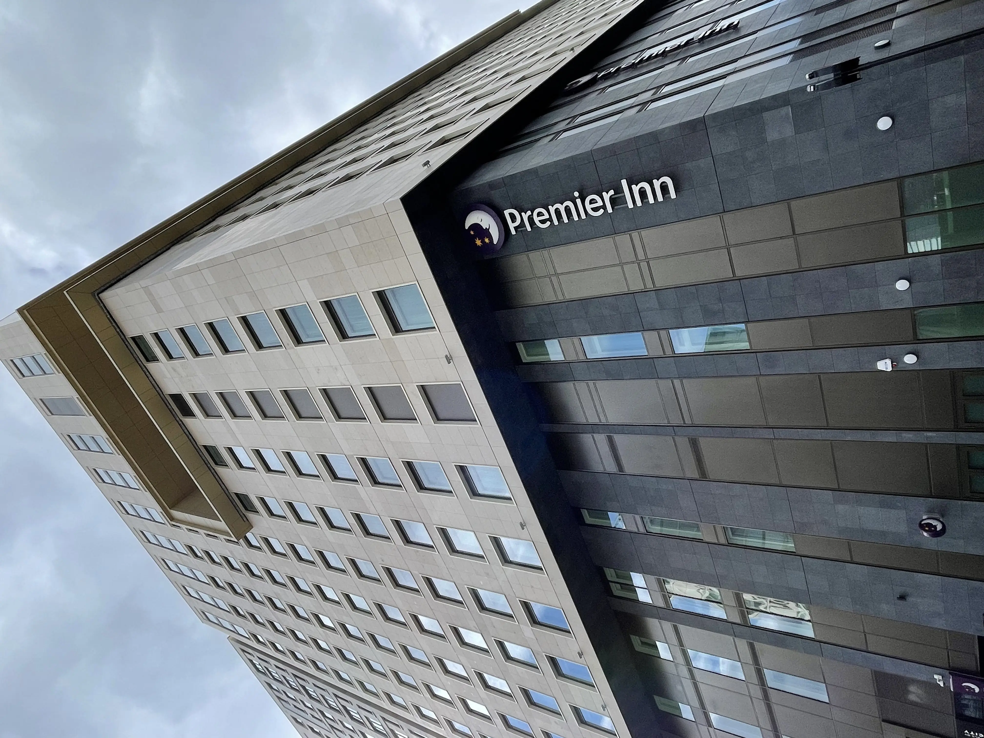 Local community alliances urge Whitbread to pay real living wage