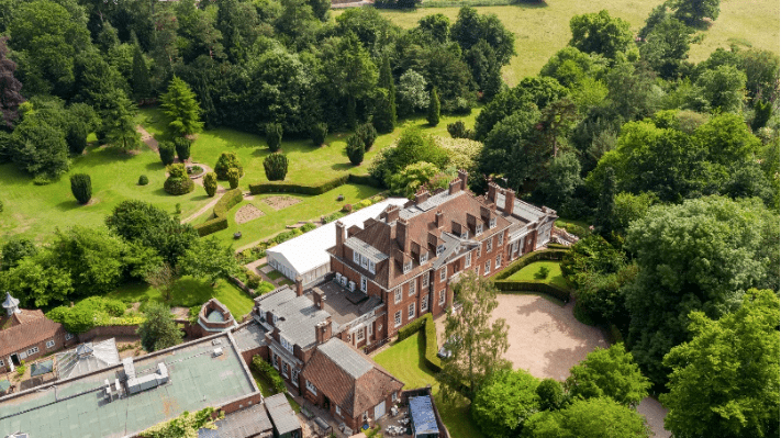 Hunton Park Hotel sold for £16m to Denham Grove Hotel owner
