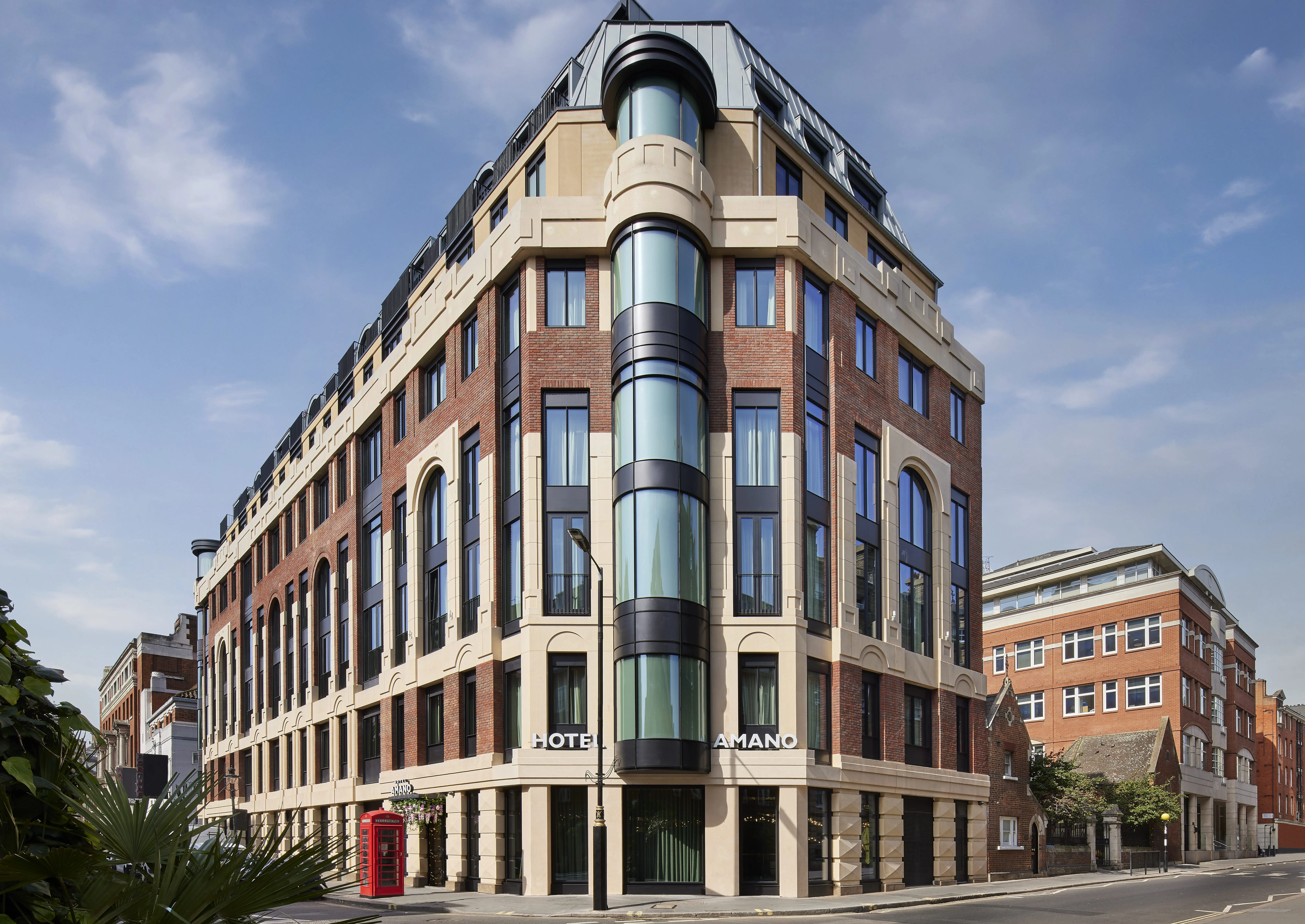 Hotel Amano Covent Garden opens its doors