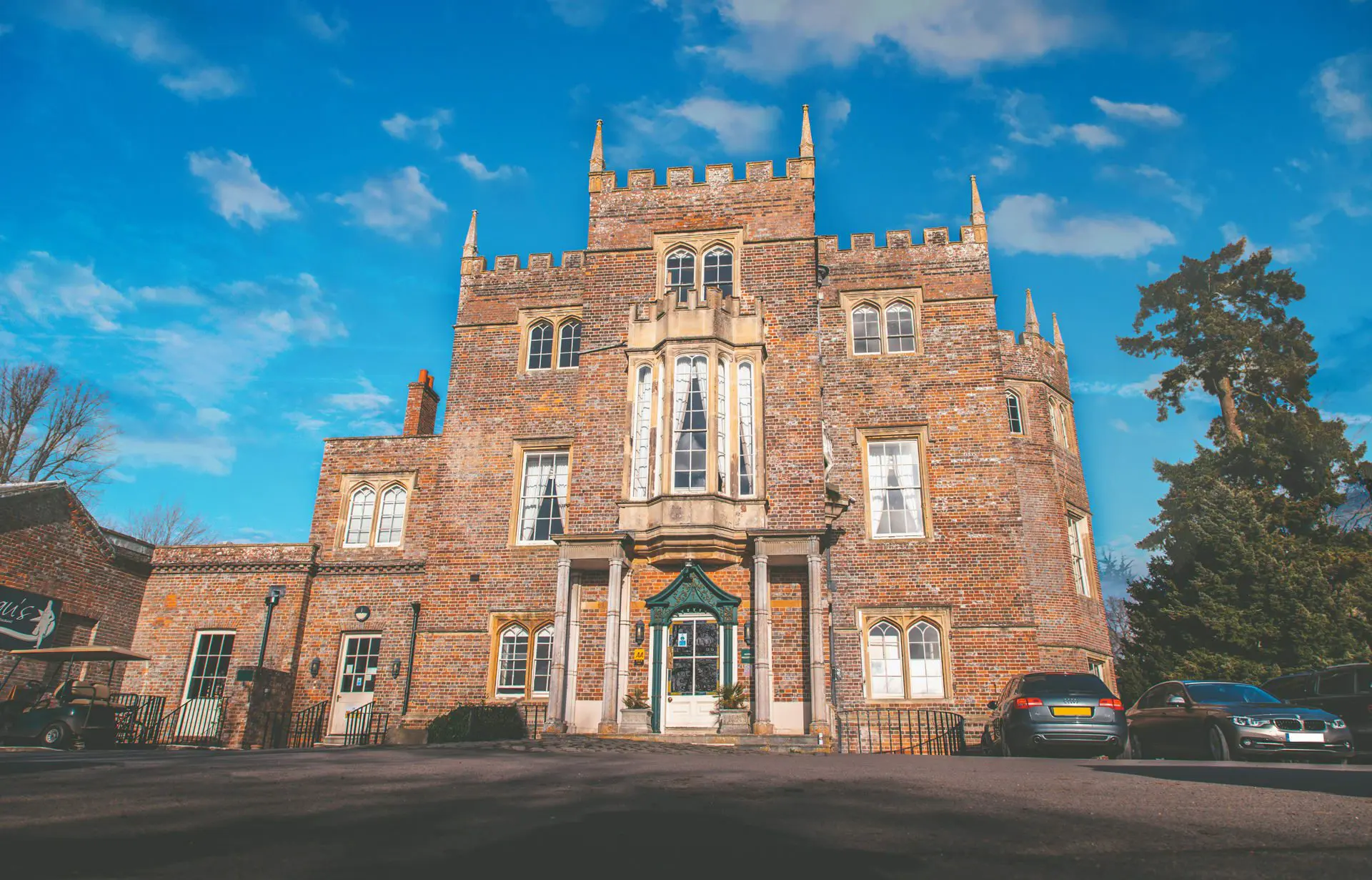 Donnington Grove Hotel and Golf Club brought to market for £10m