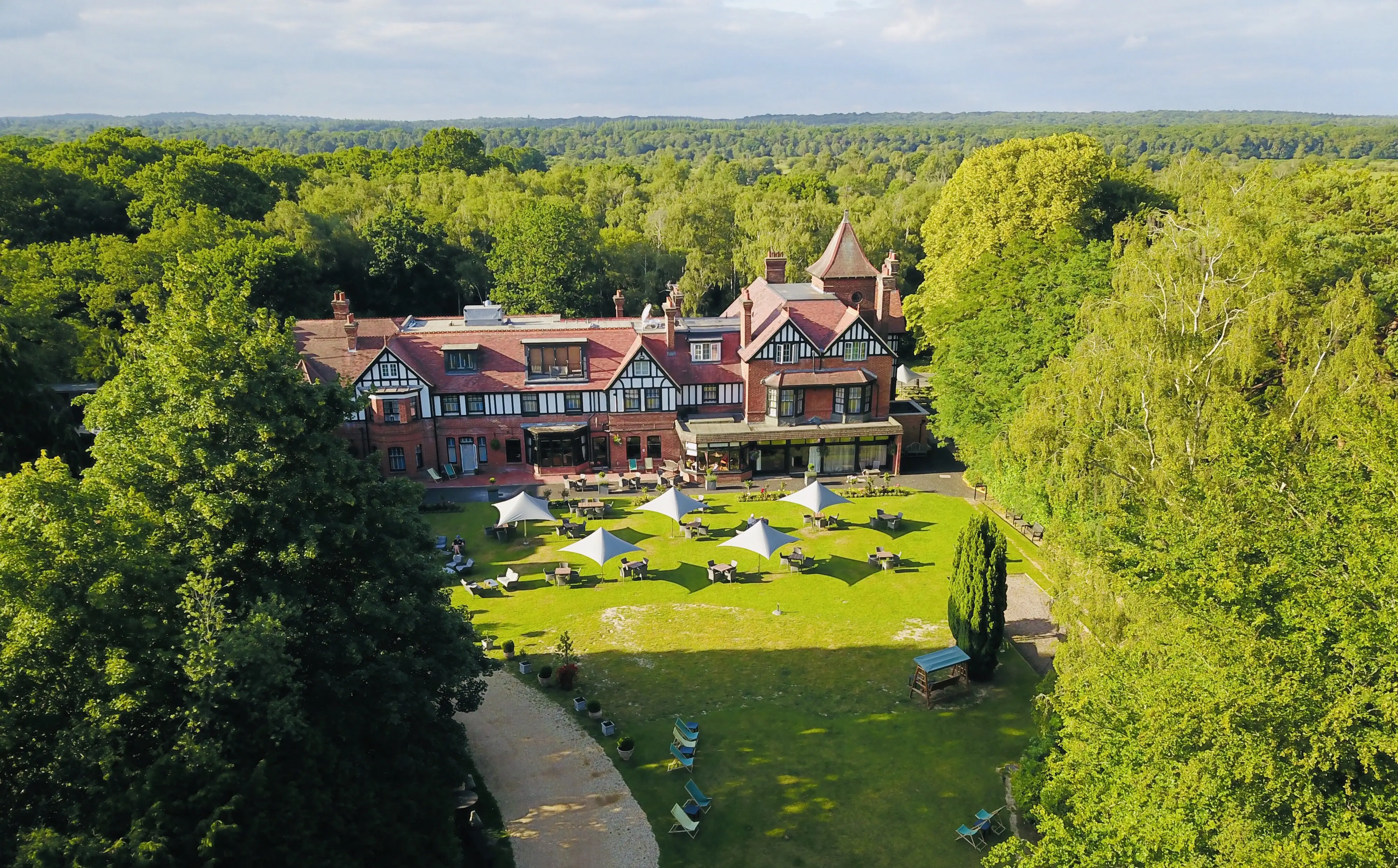 RedCat Pub Company acquires Forest Park Hotel
