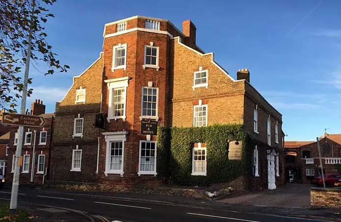 Hunt Group acquires Brigg hotel complex