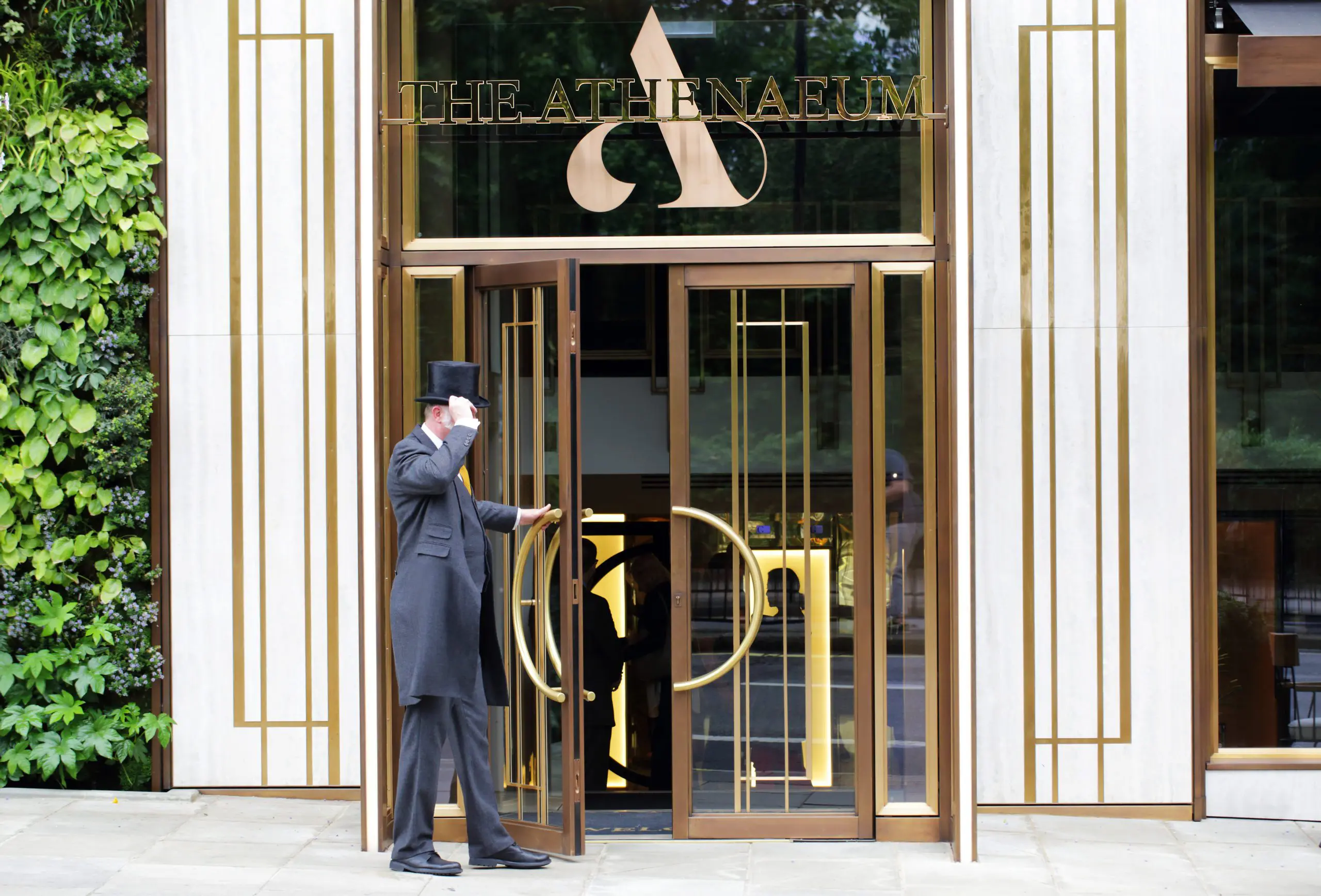 Pride of Britain Hotels partners with EarthCheck