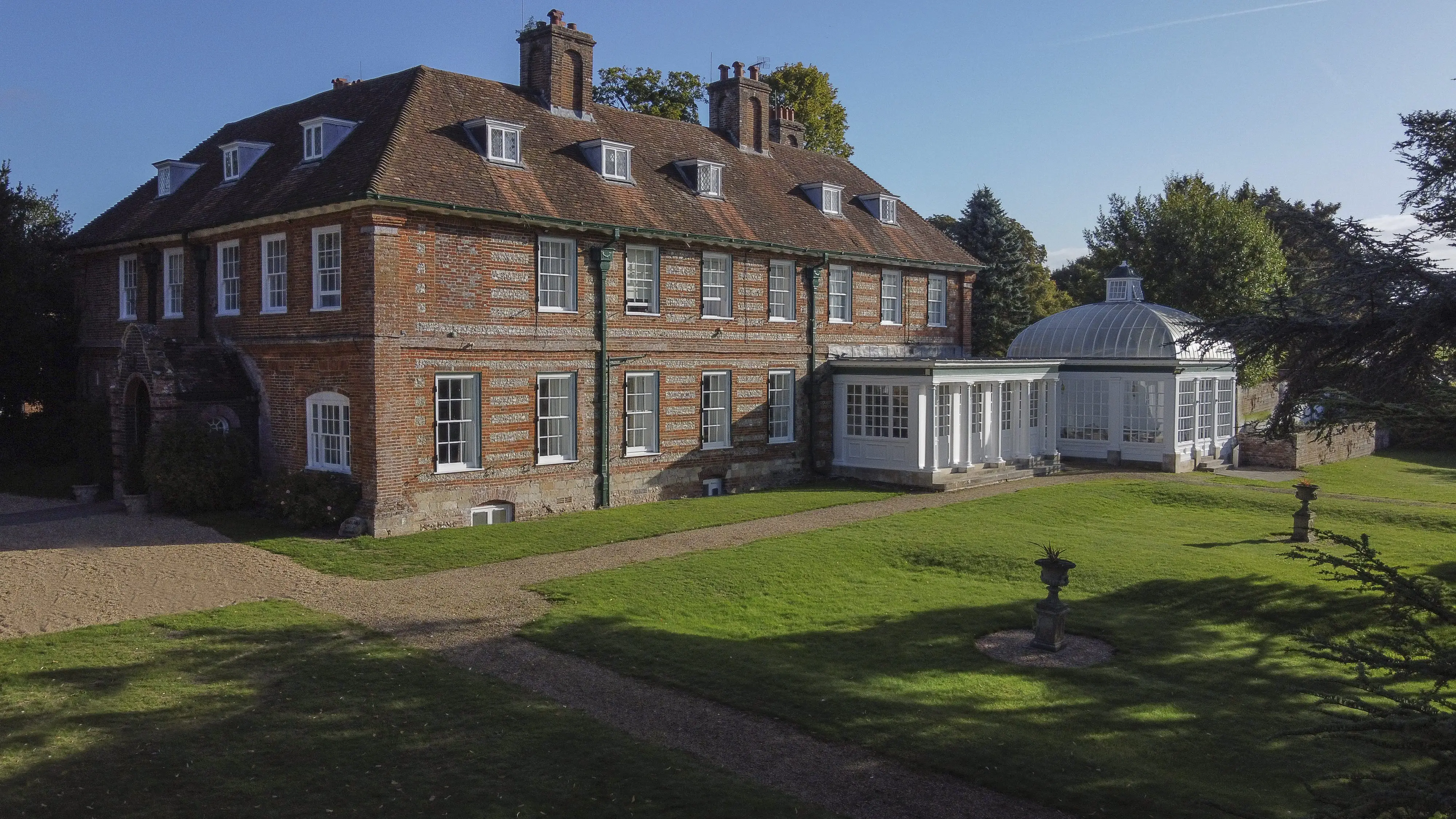 Norton Park Hotel unveils brand new look