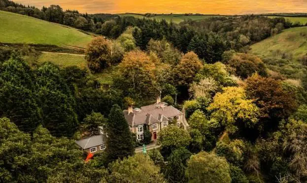 Broomhill Estate in Devon brought to market for £2.75m