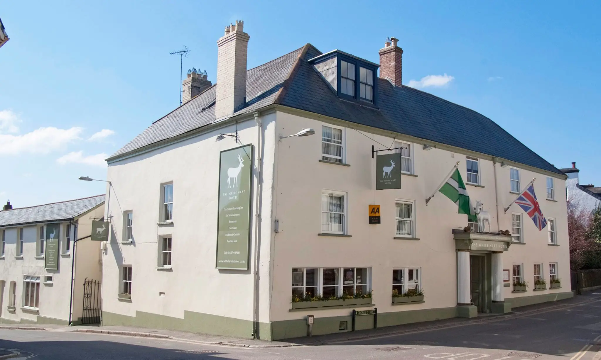 Moretonhampstead hotel on sale for £900,000