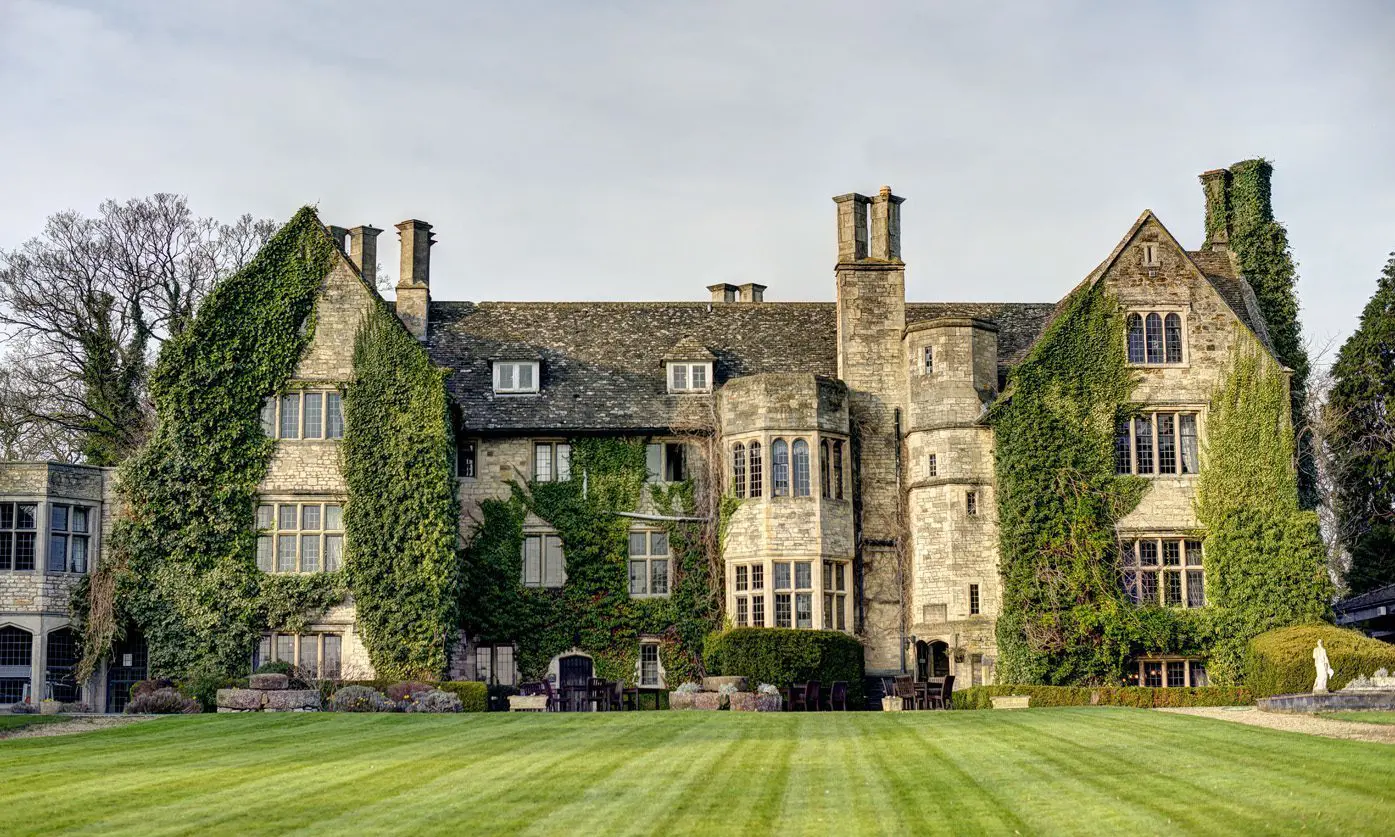 Stonehouse Court Hotel partners with CCP charity to support local families