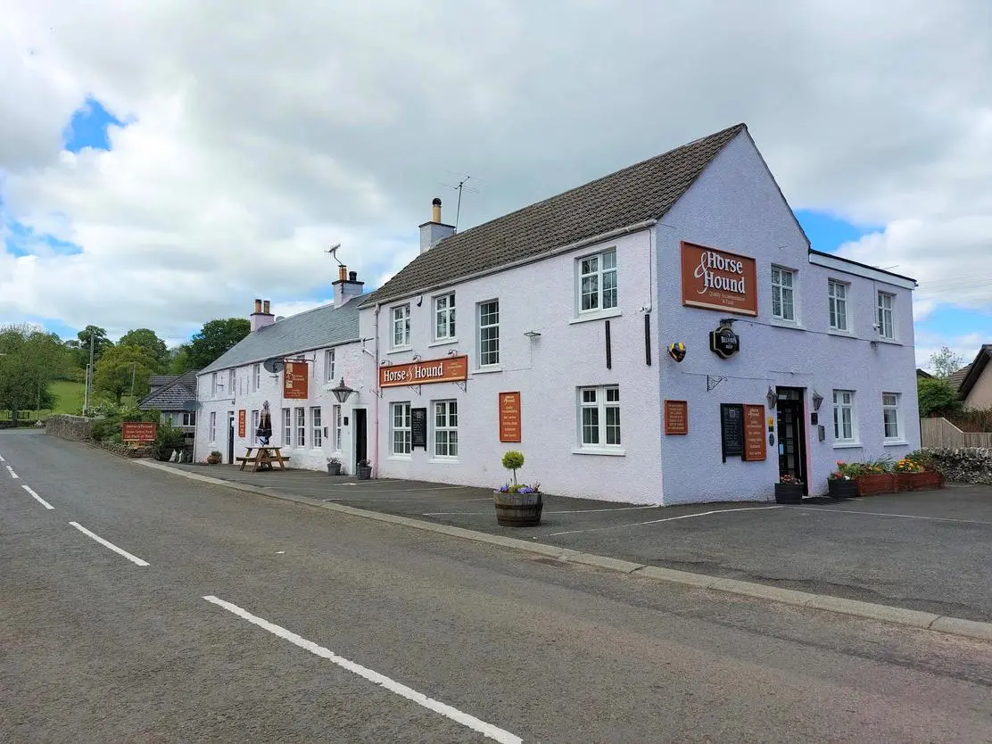 The Horse & Hound Inn sold to new owners