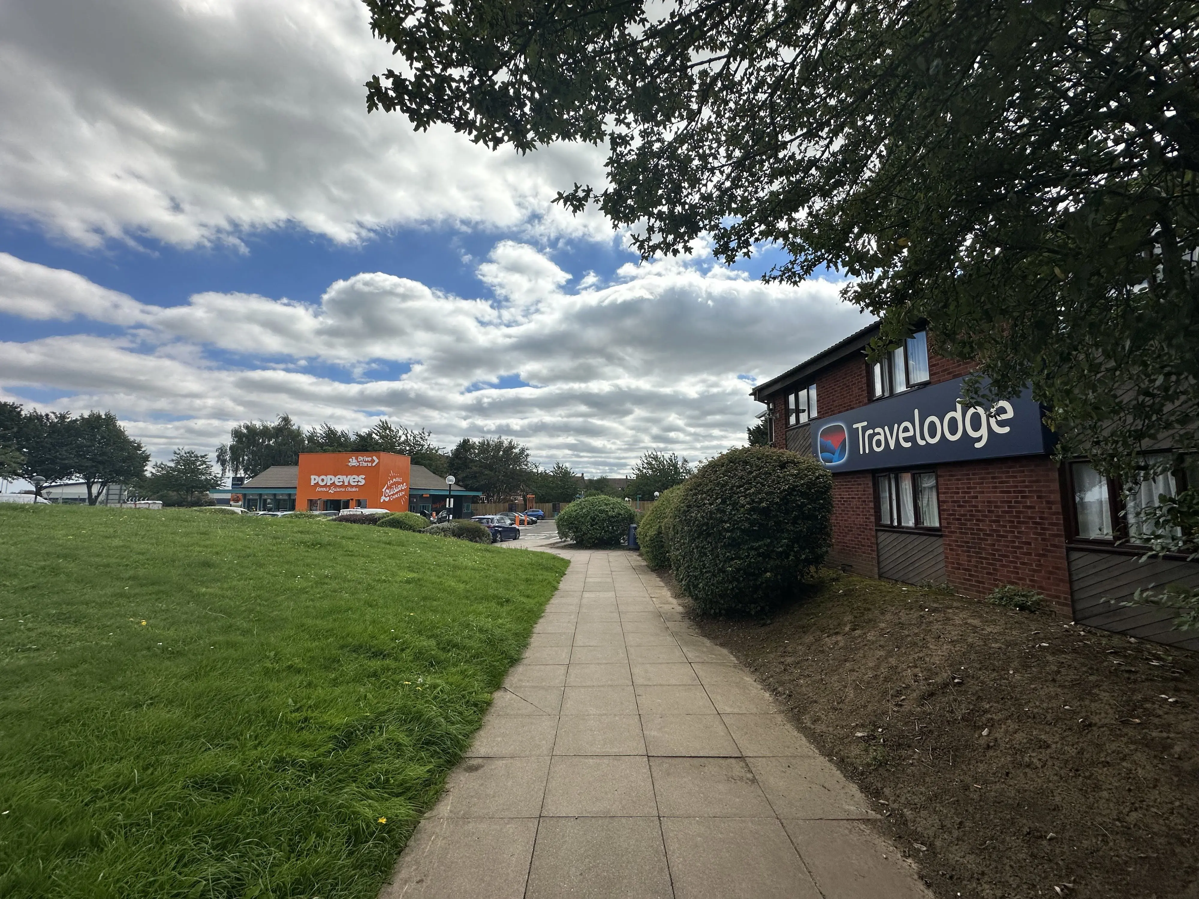 Travelodge becomes first hotel brand to agree Popeyes sublet deal