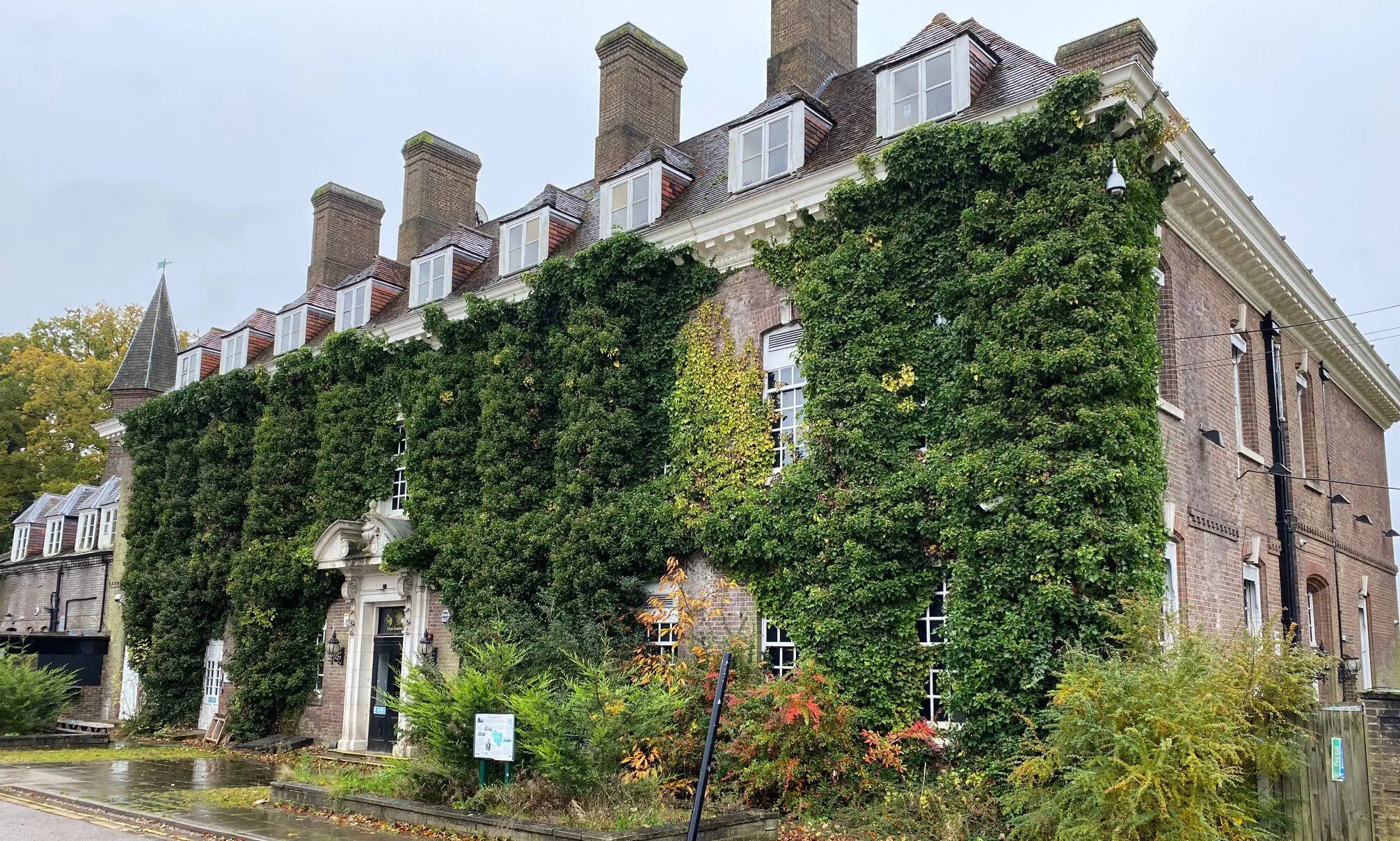 Batchwood Hall to be revived as a restaurant, bar and hotel