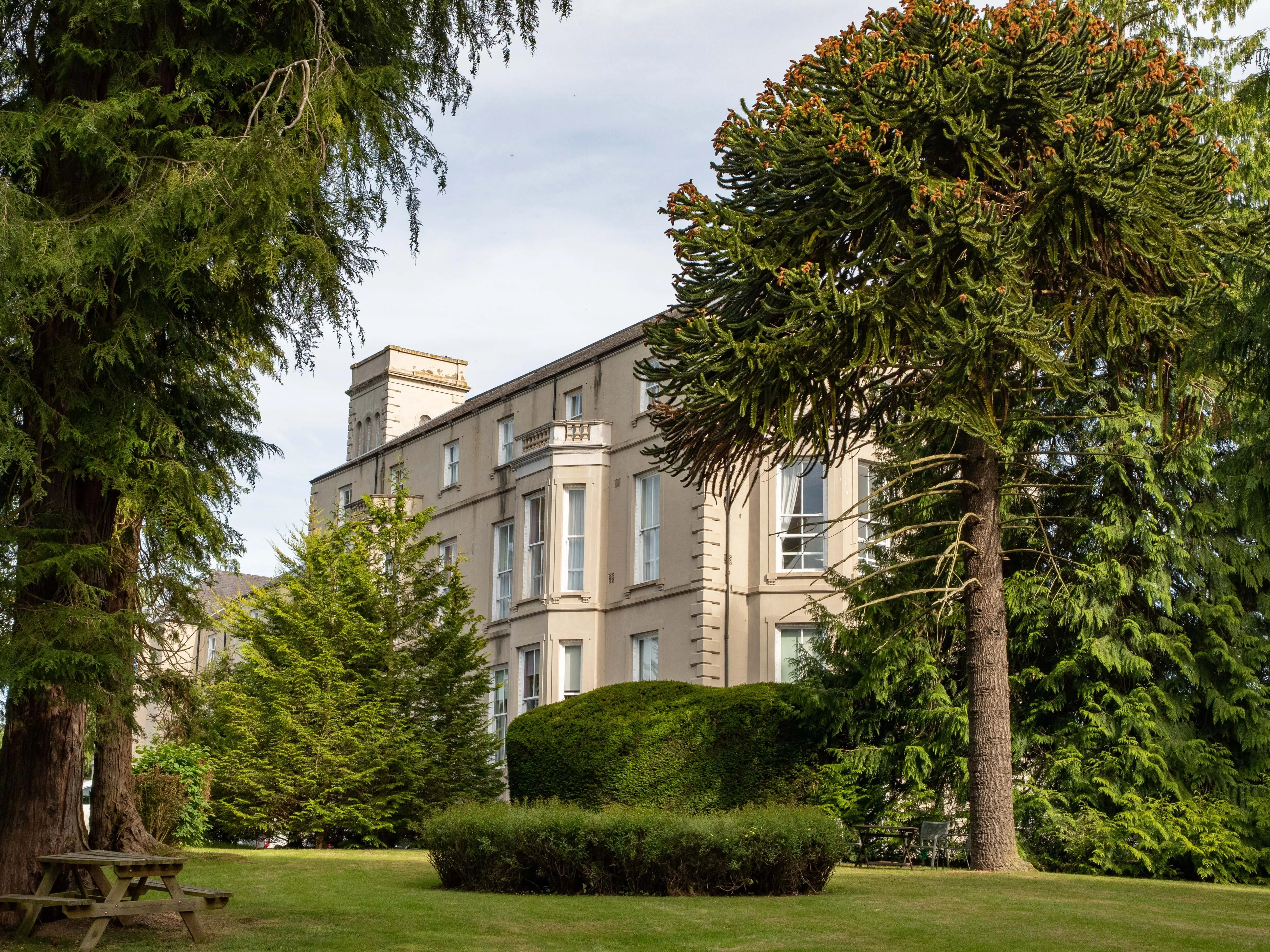 Leisureplex Hotel Group acquires Waverley Castle Hotel