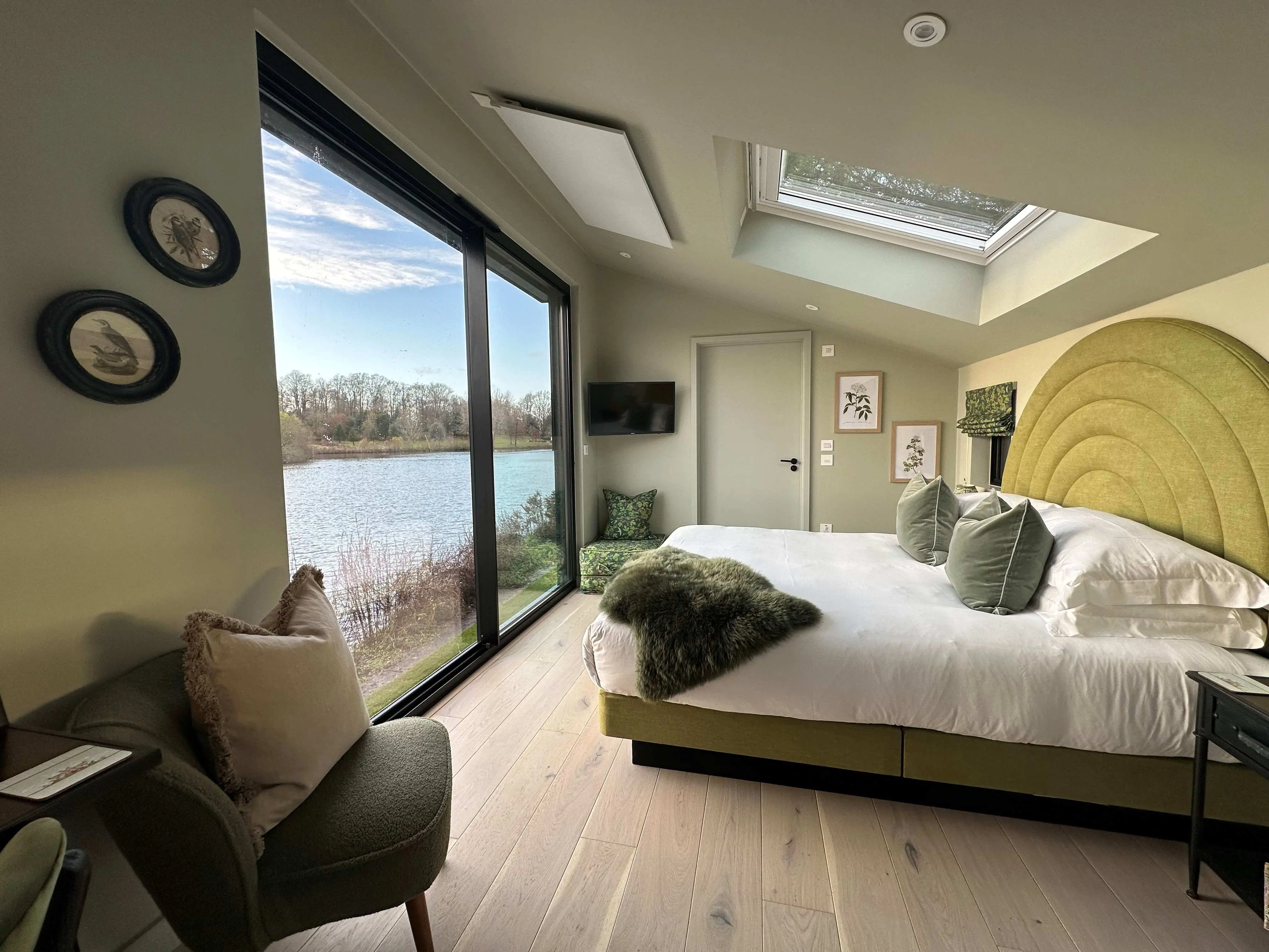 Leeds Castle opens new Lakeside Lodges