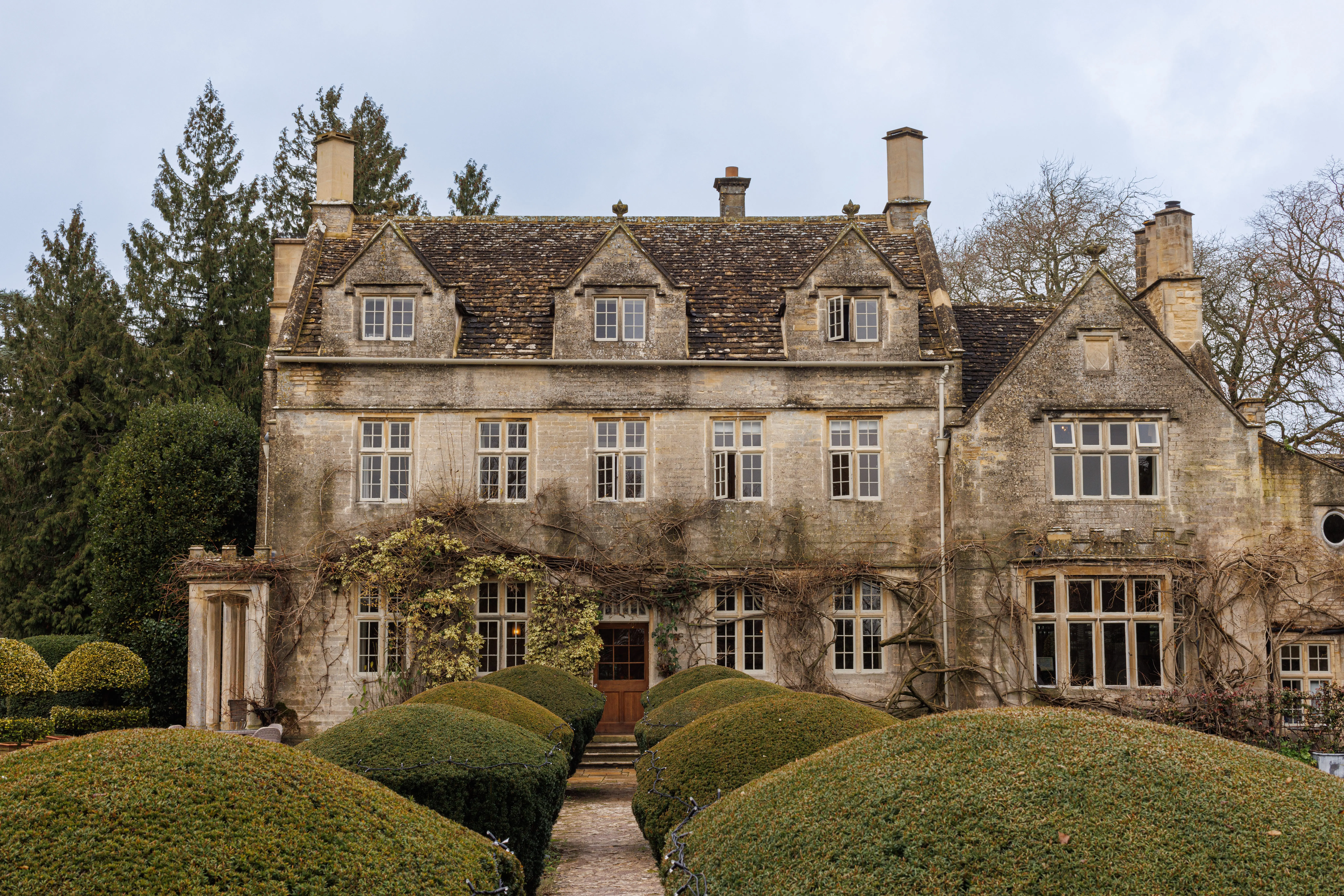 The Pig Group acquires Barnsley House hotel