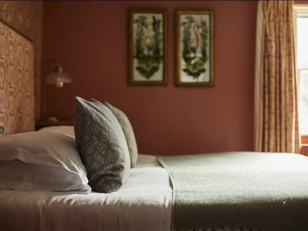 The Stag & Huntsman relaunches with Sika Inns