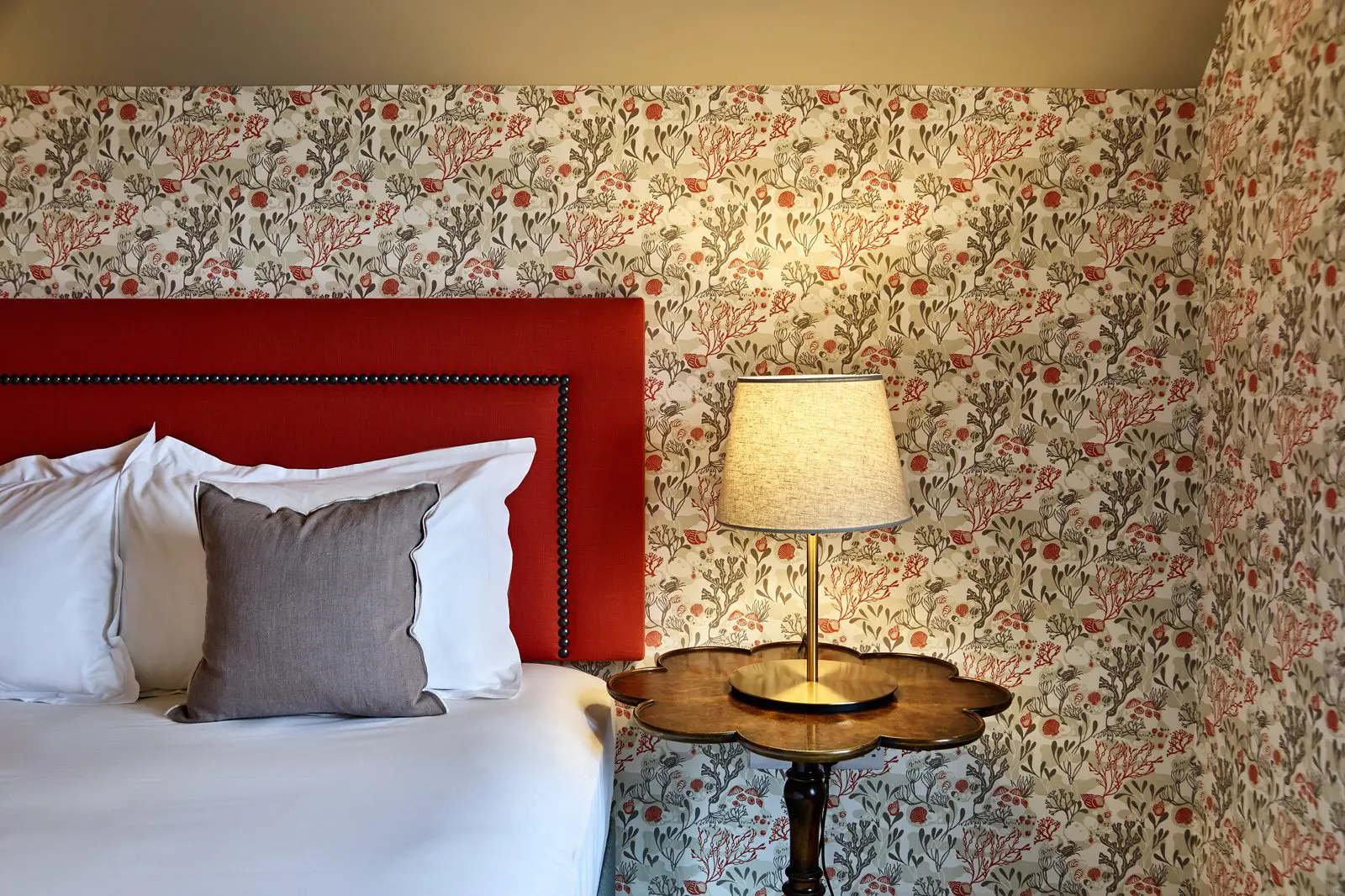 Historic Sussex Hotels to open The Black Horse in West Sussex
