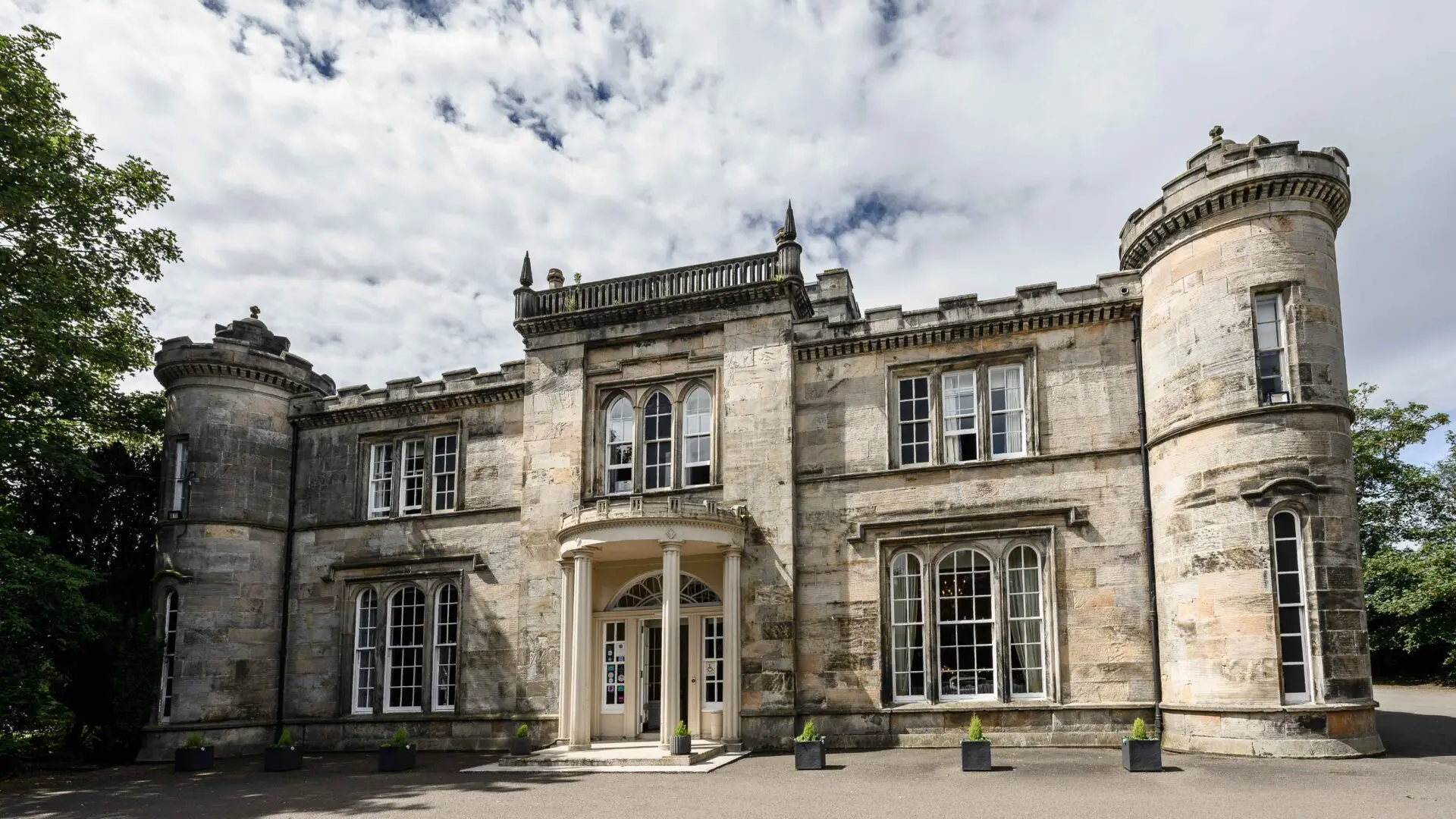 Historic Kincaid House Hotel brought to market