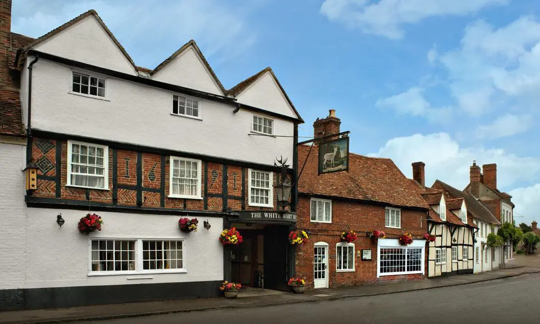 16th Century coaching inn sold to new owner in £1.85m deal