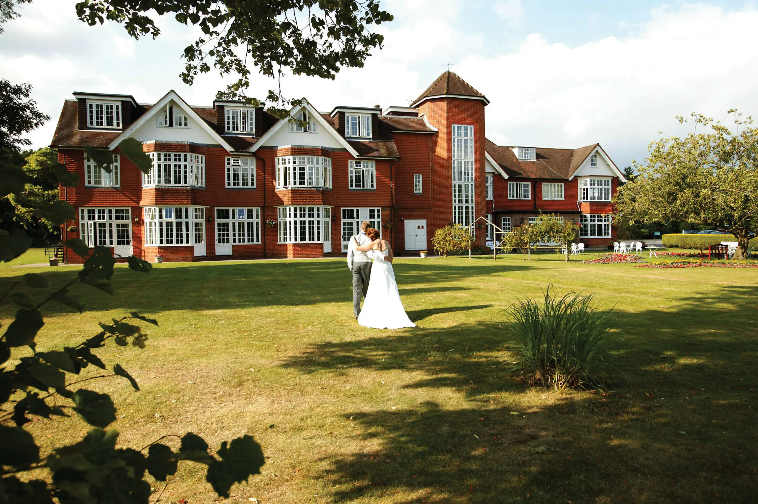 Uno Hotels acquires two South East sites