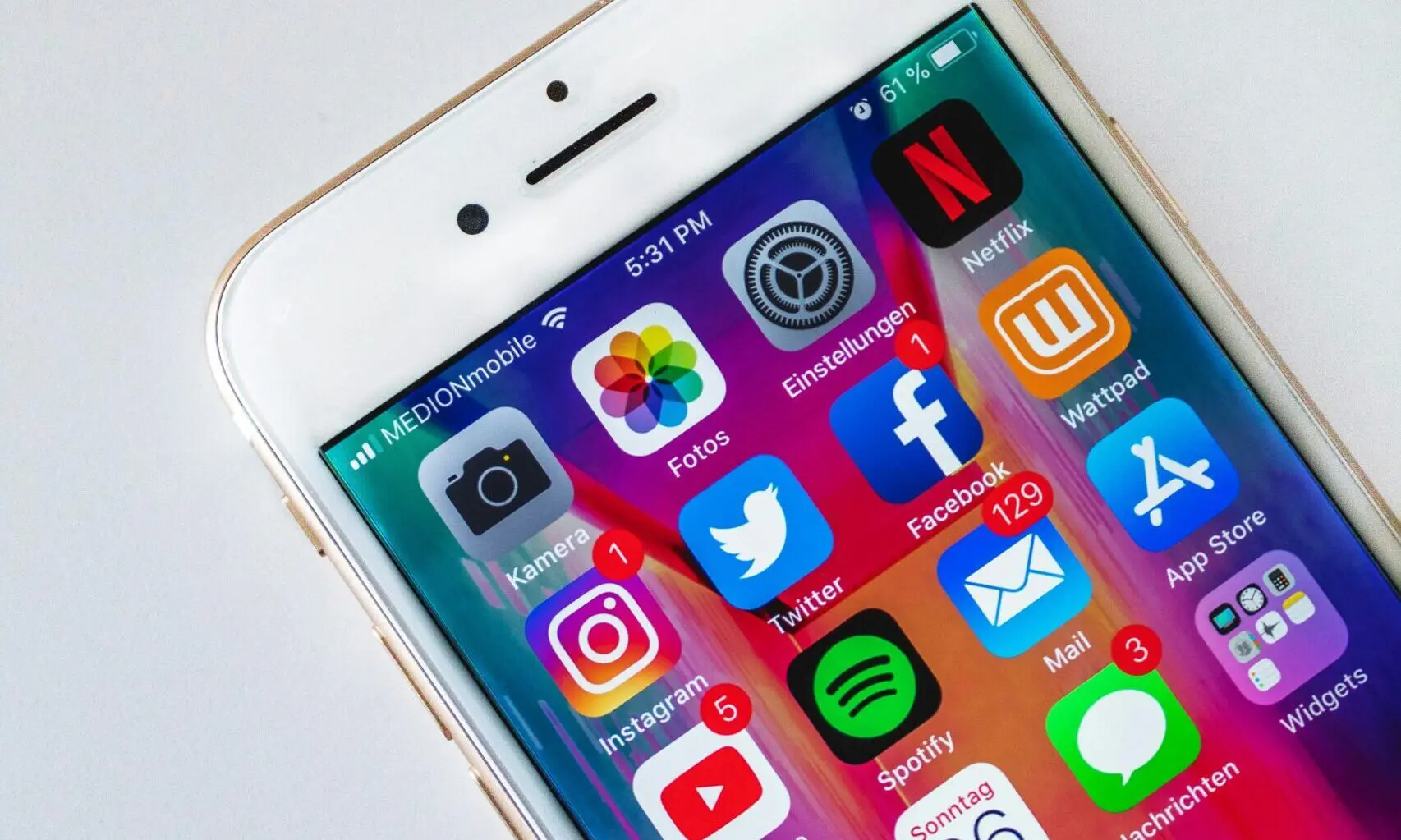 Steps to social media marketing for hotels