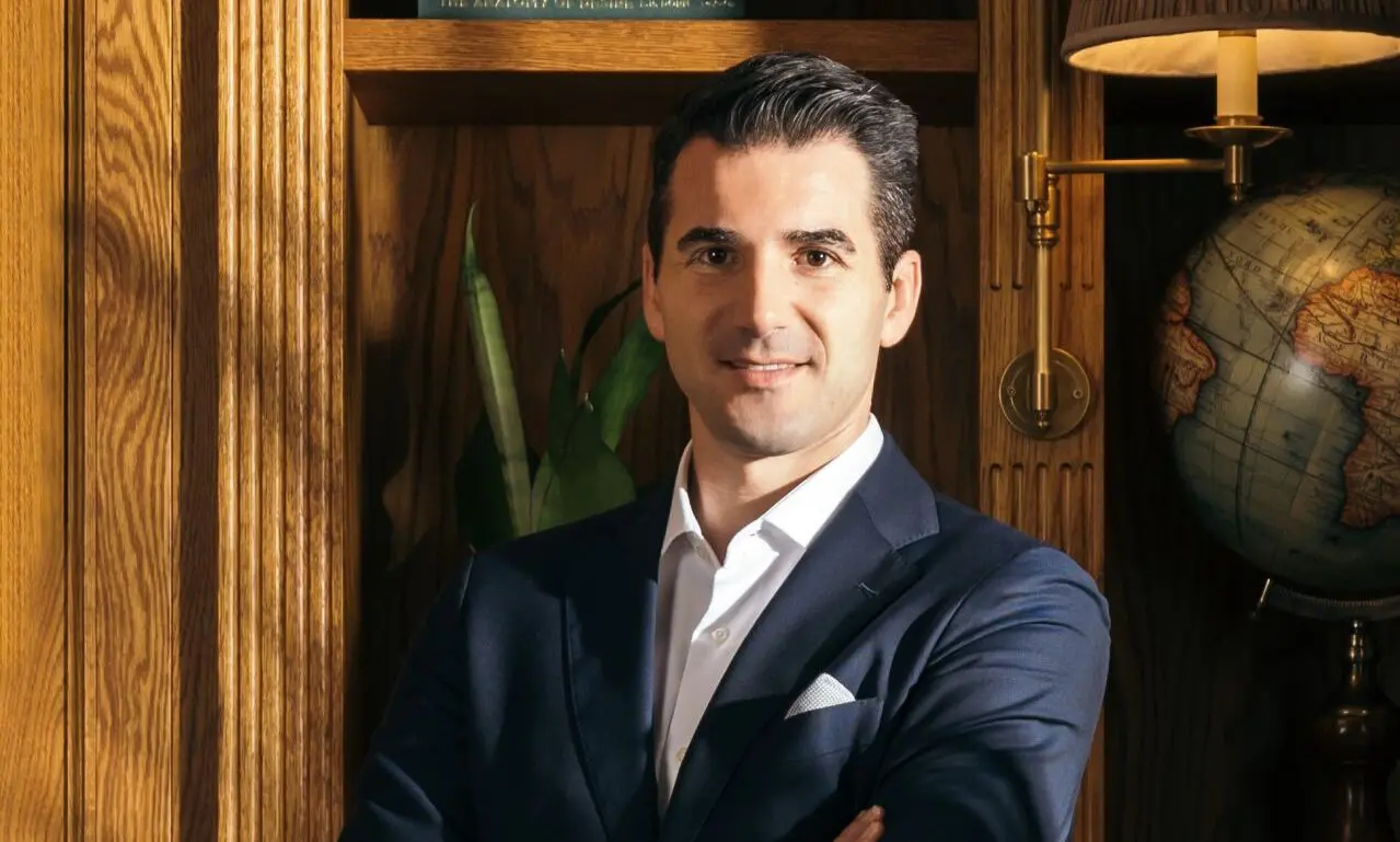 Alberto Herrera exits Gleneagles Townhouse after three years