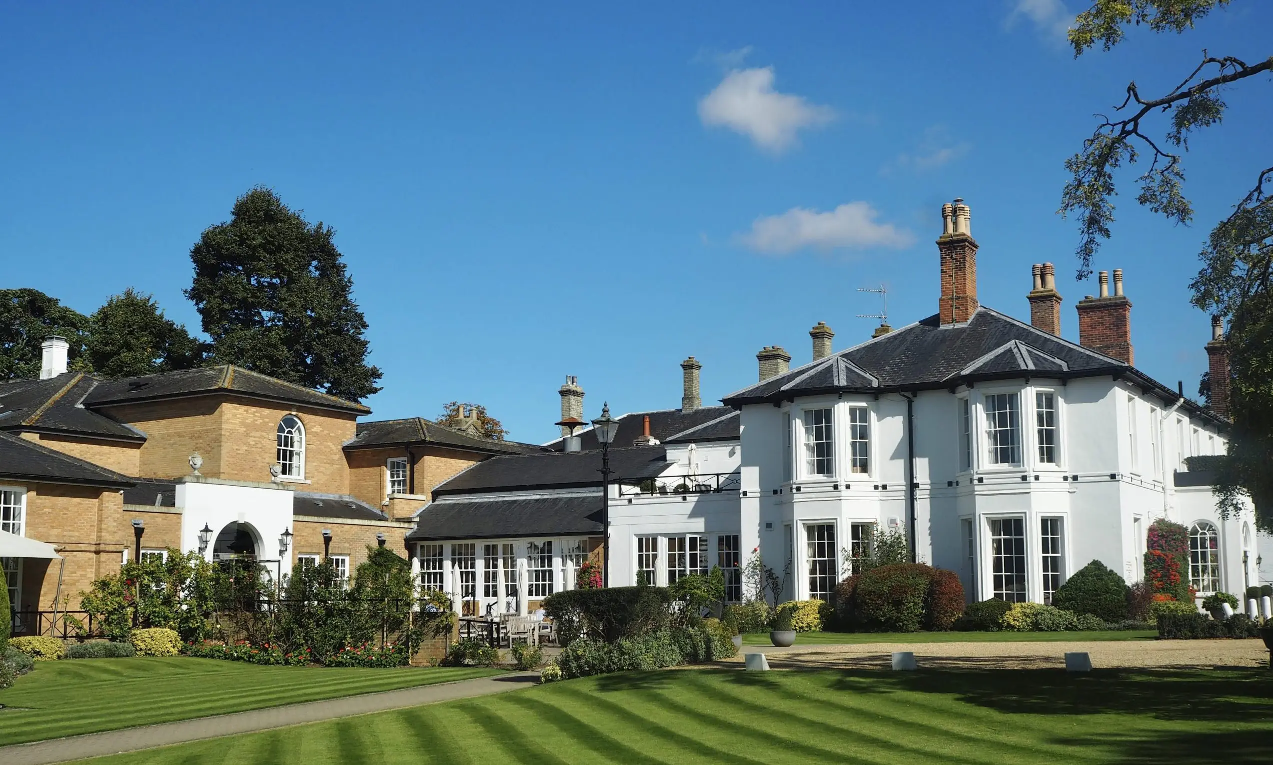 Bedford Lodge Hotel & Spa launches outdoor wedding venue