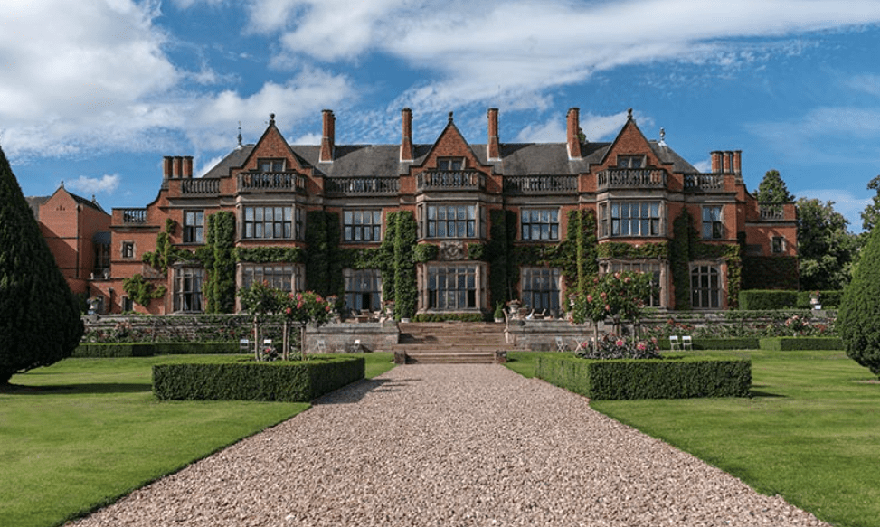 Highly Recommended Hotels launches first collection
