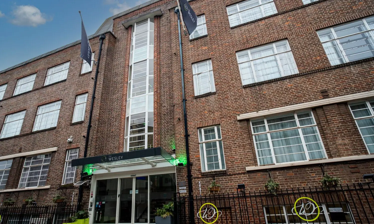 The Wesley Euston unveils new restaurant, bar and gym