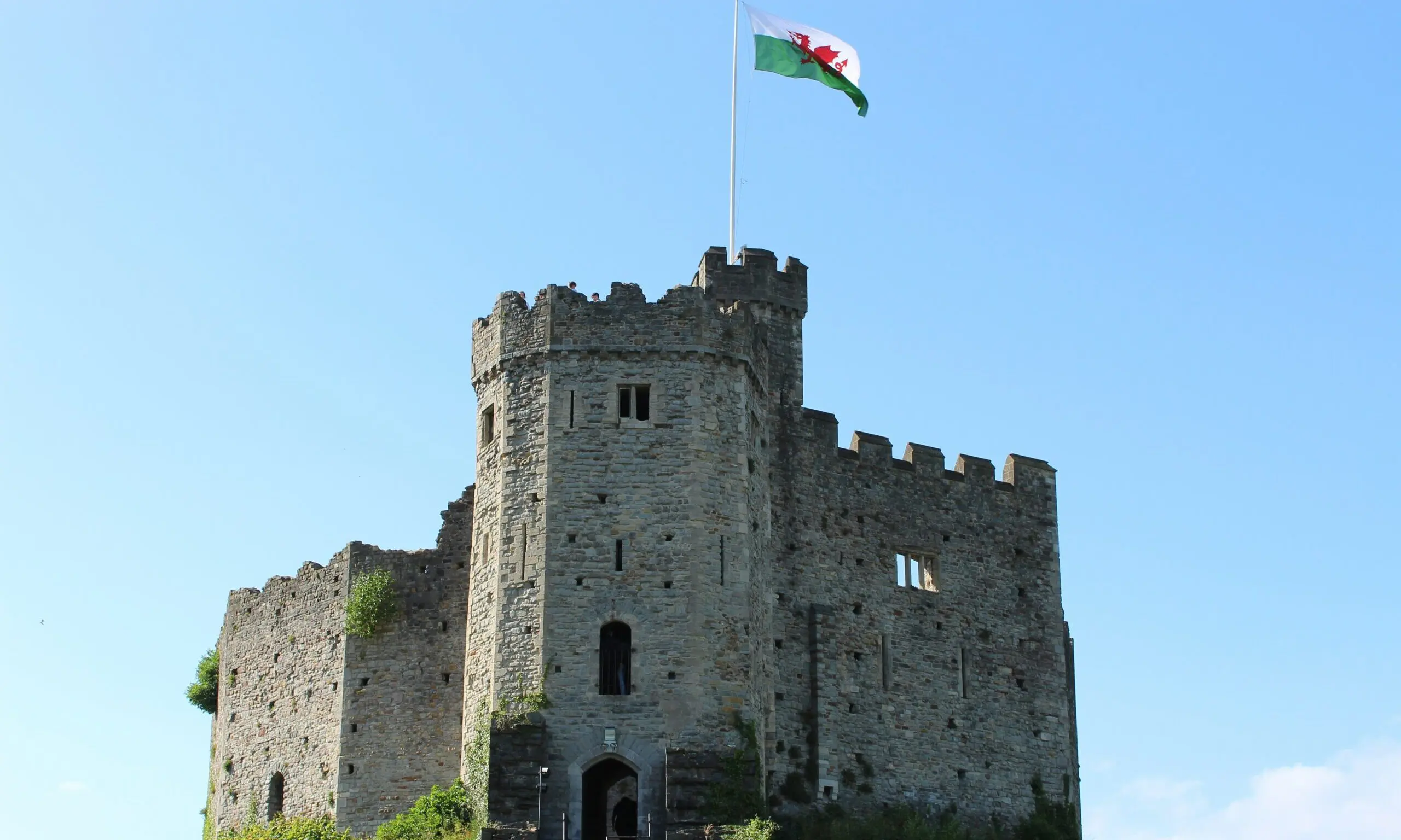 UKH Cymru urges Welsh gov to rethink taxing kid’s holidays