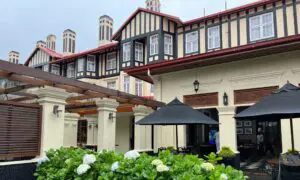 Why is hospitality betting on franchising in 2025?