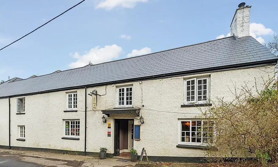 Vale of Glamorgan pub with rooms sold to ‘experienced local operator’