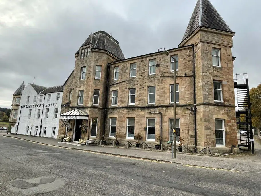 Dreadnought Hotel sold to Caledonian Travel