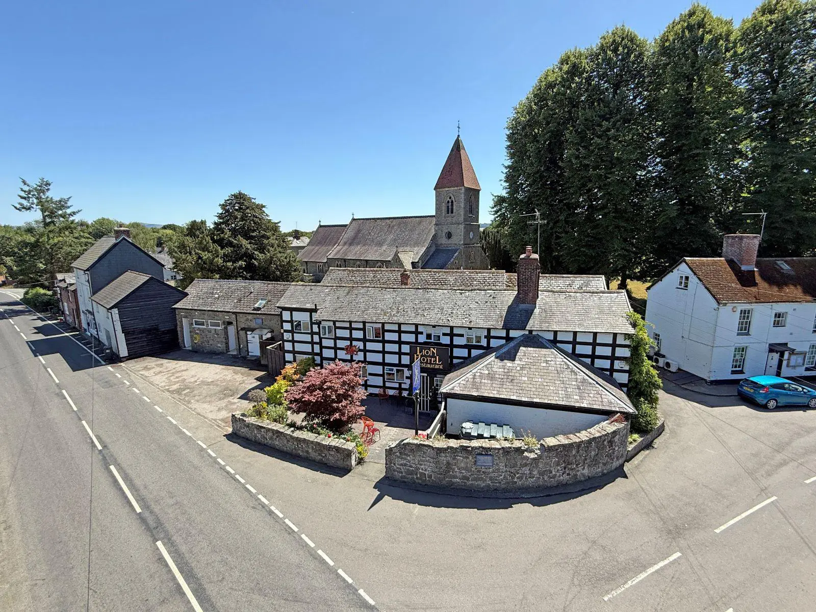 The Lion Hotel and Restaurant in Berriew brought to market