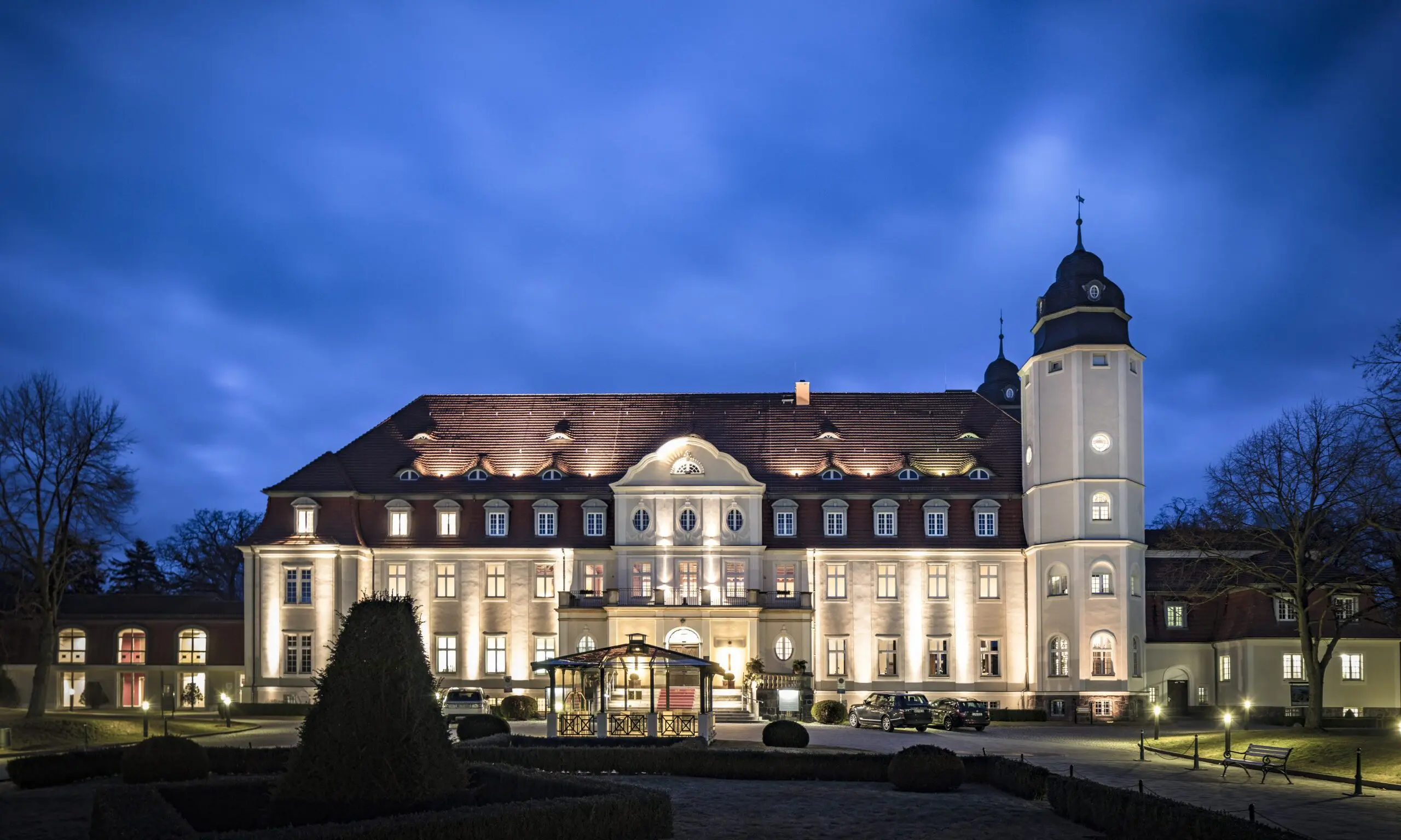 Grand Metropolitan Hotels ends 7Pines partnership