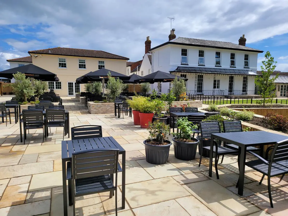 Oakwood Hotel acquired by Kang Hotels
