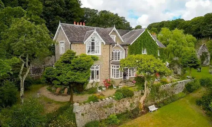 Penally Abbey Hotel brought to market in Pembrokeshire