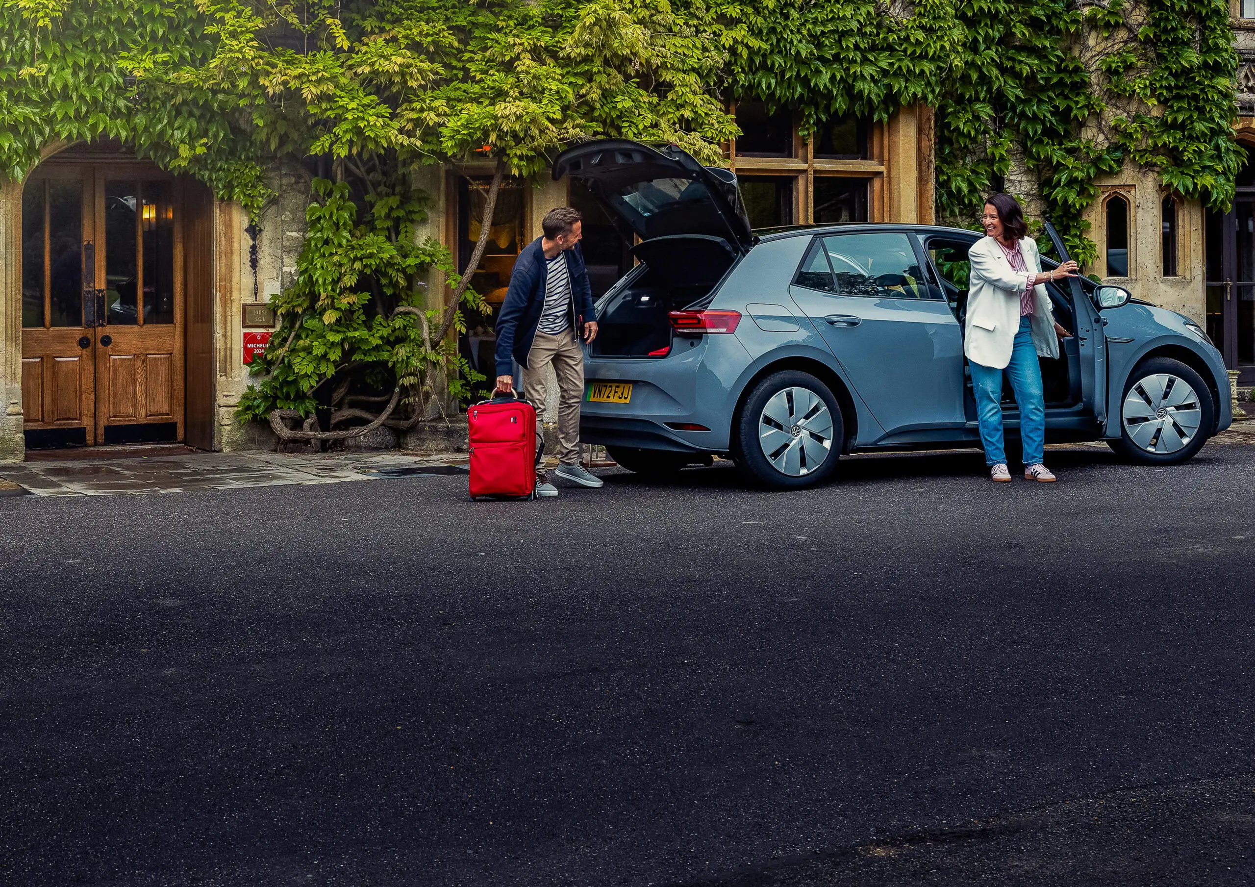 RAW Charging publishes new whitepaper: Powering Up the Guest Experience