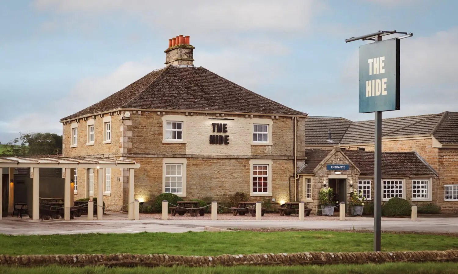 Chatsworth Escapes opens Peak District hotel The Hide