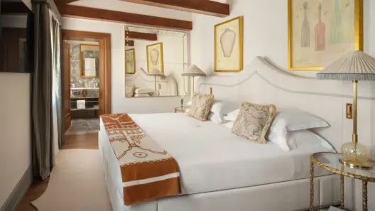 Starhotels opens luxury apartments in Venice