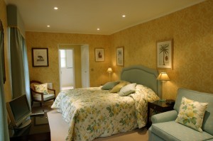 Front of house: Arundel Arms