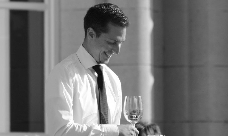 Waiter jobs ‘more stressful than neurosurgery’