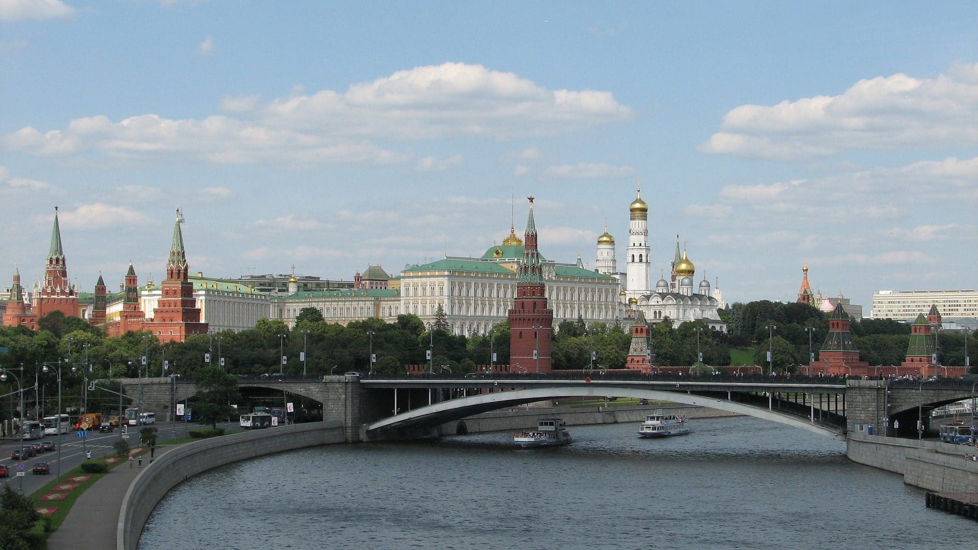 IHG suspends activity in Russia and closes Moscow office