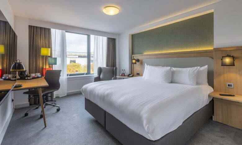Crowne Plaza Manchester Airport Hotel opens following £8m refurb