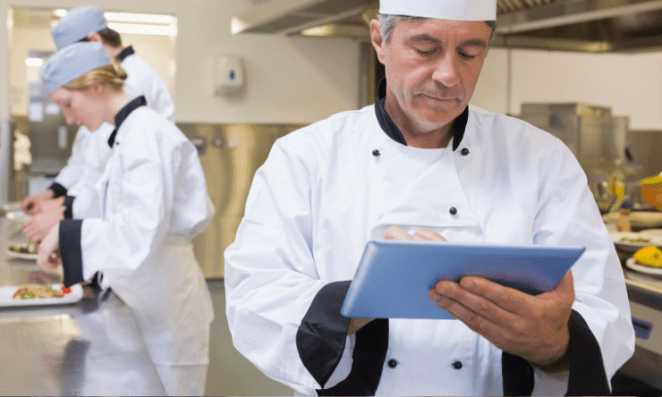 Enhancing food safety in hotels: how technology is revolutionising compliance and guest trust