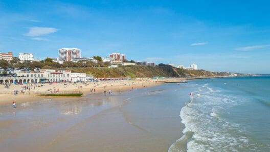 200 hospitality bosses urge government to scrap holiday tax