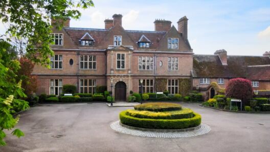 Horwood House Hotel partners with BBOWT to boost biodiversity