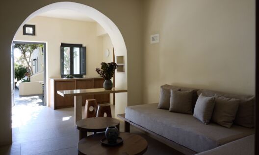 Santorini’s Bellonias Villas revamps guest rooms for 2026 season